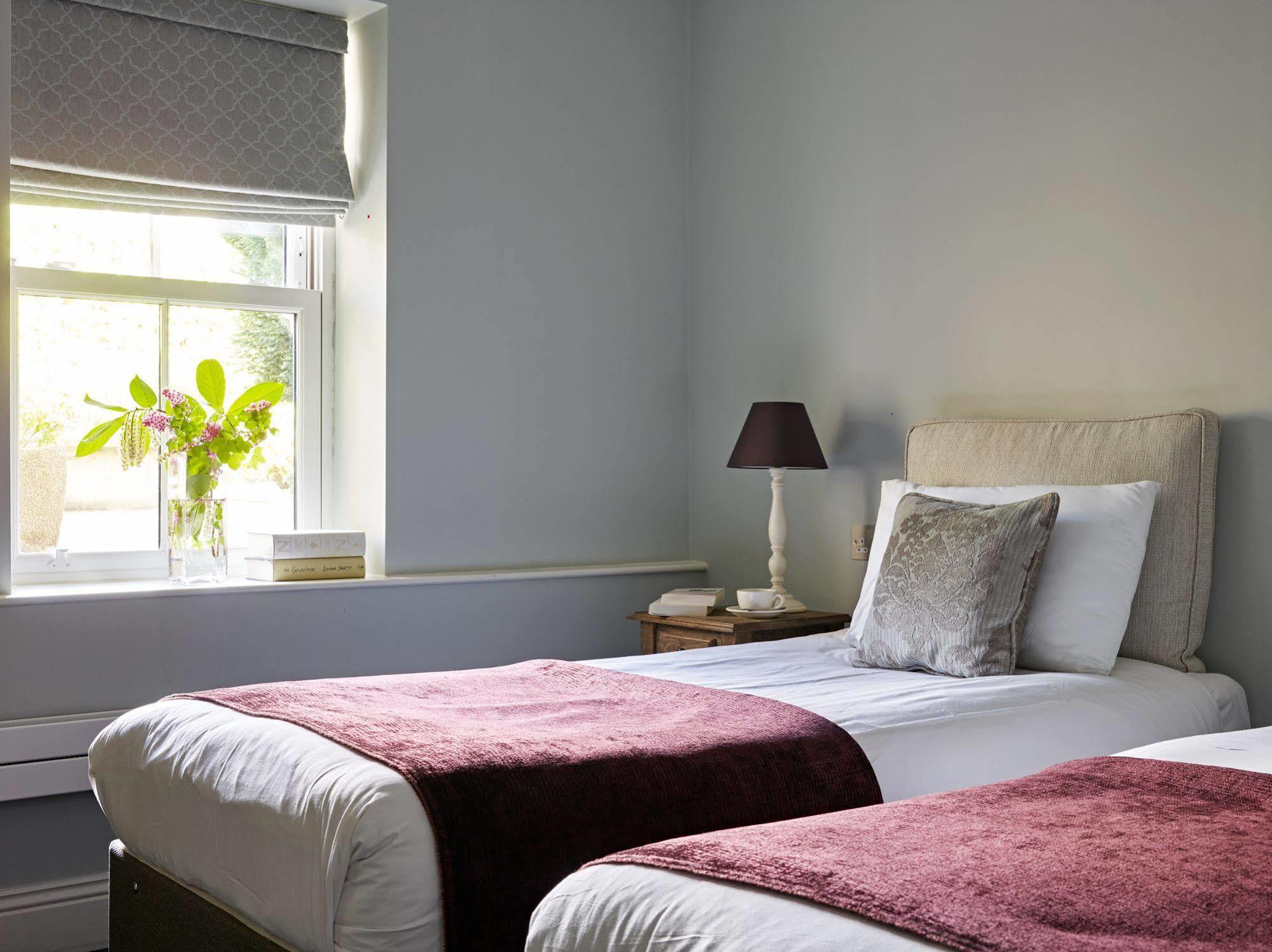 Cotswold Grange Bed & Breakfast Cheltenham Luaran gambar A room at the hotel